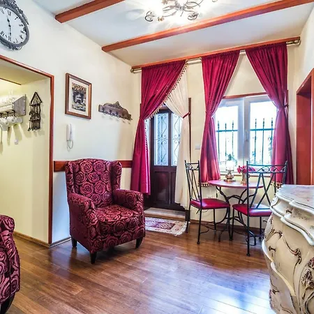 Emperor's Apartment *