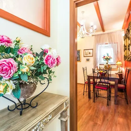 Emperor's Apartman *