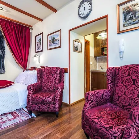 Emperor's Apartman *