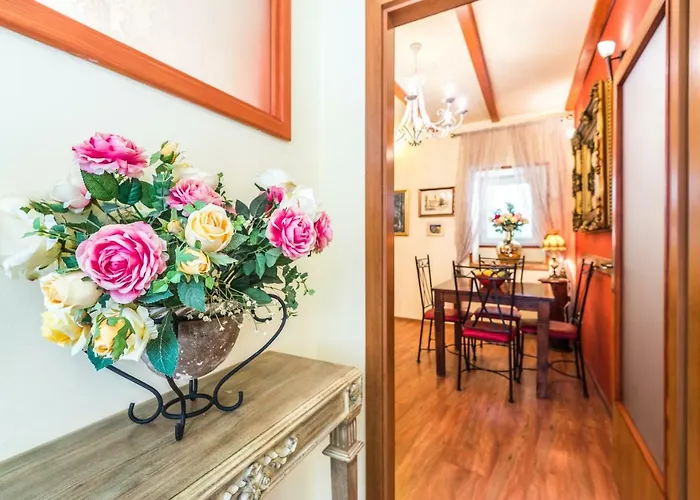 エンペラーズ スイーツ アパート *